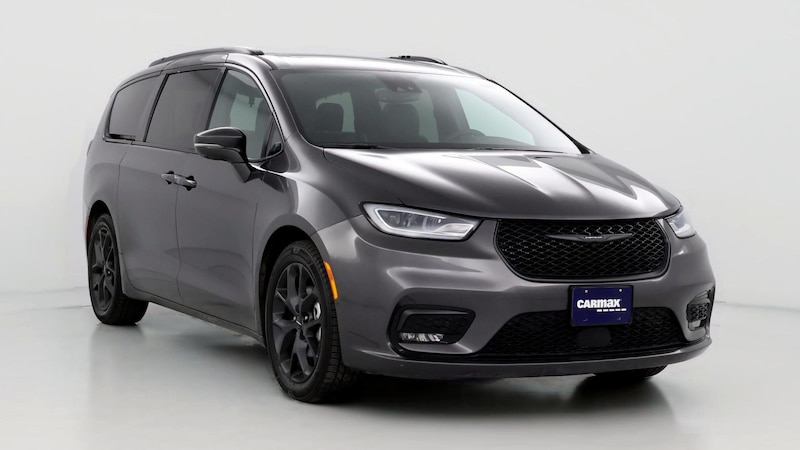 2022 Chrysler Pacifica Limited Hero Image