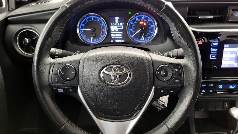 2017 Toyota Corolla SE 10