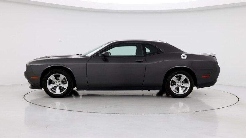 2022 Dodge Challenger SXT 3