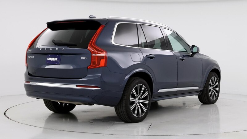 2023 Volvo XC90 B5 Plus 8