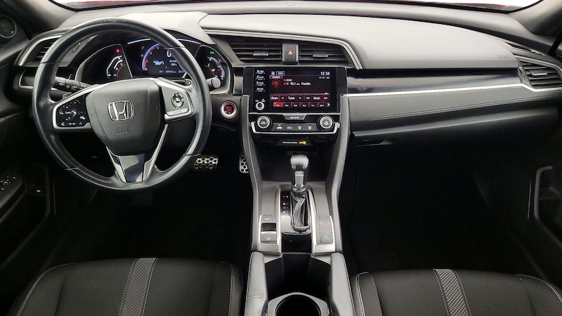 2019 Honda Civic Sport 9