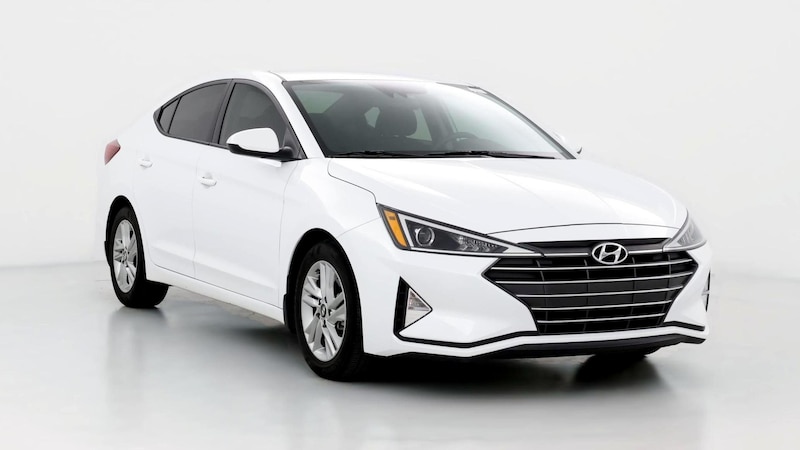 2020 Hyundai Elantra SEL Hero Image