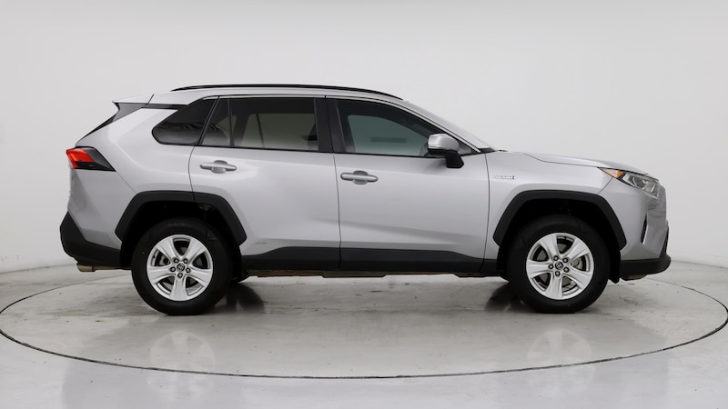 2021 Toyota RAV4 XLE 7