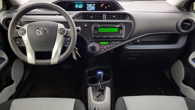 2013 Toyota Prius c Two 9