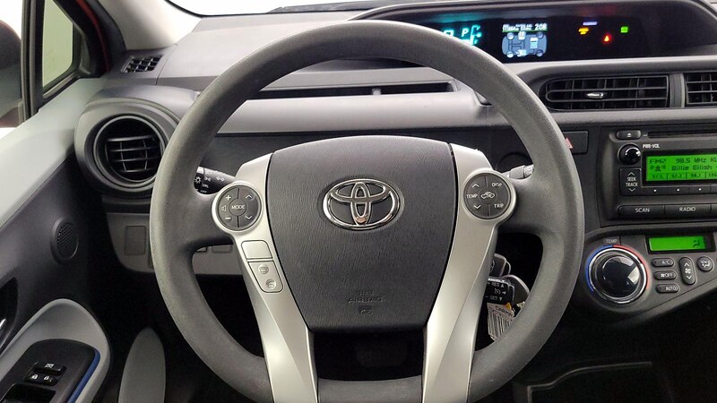 2013 Toyota Prius c Two 10