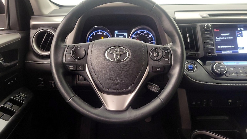 2017 Toyota RAV4 Platinum 10