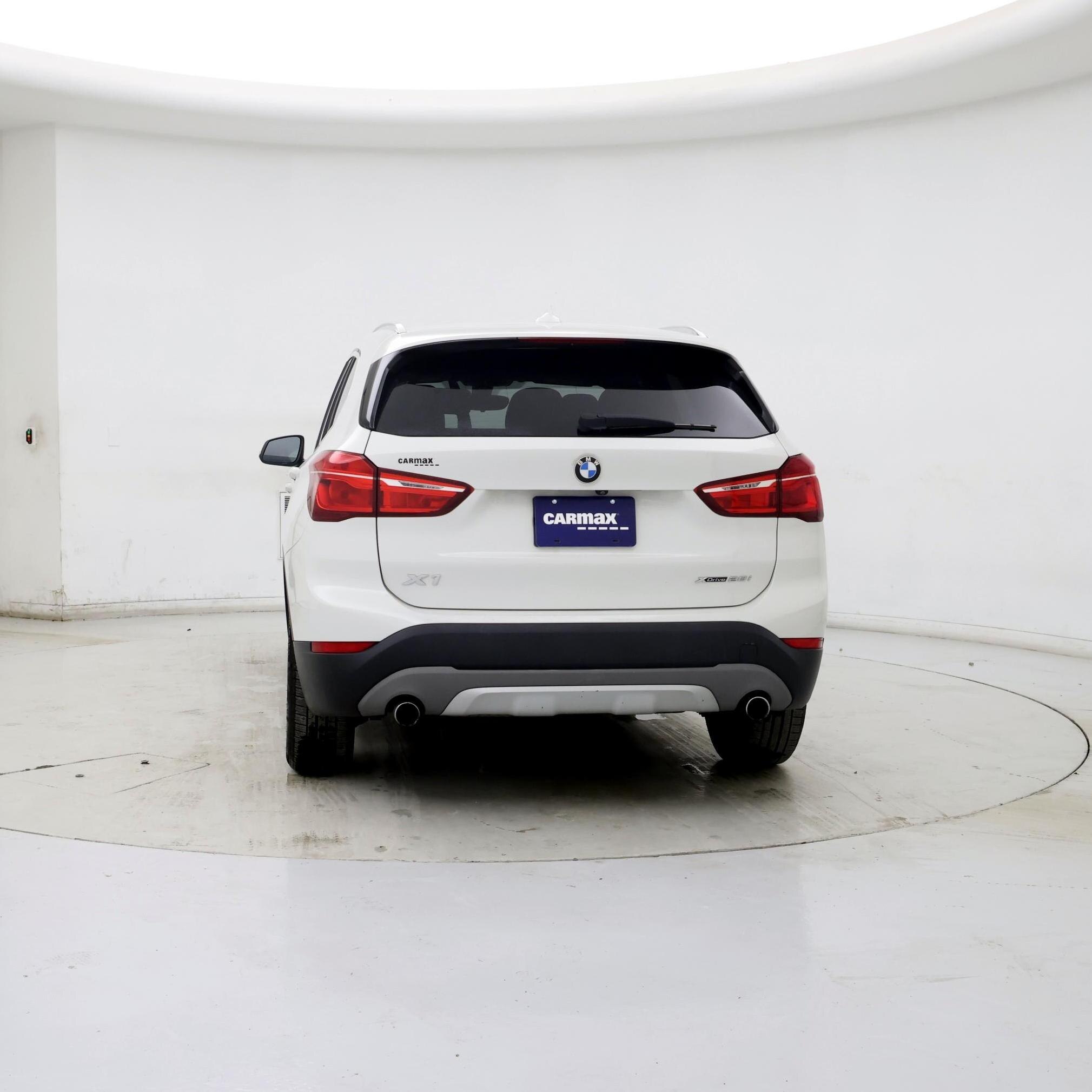 Thumbnail: 2018 BMW X1 - 6
