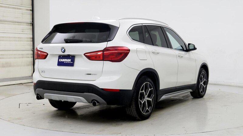 2018 BMW X1 xDrive28i 8