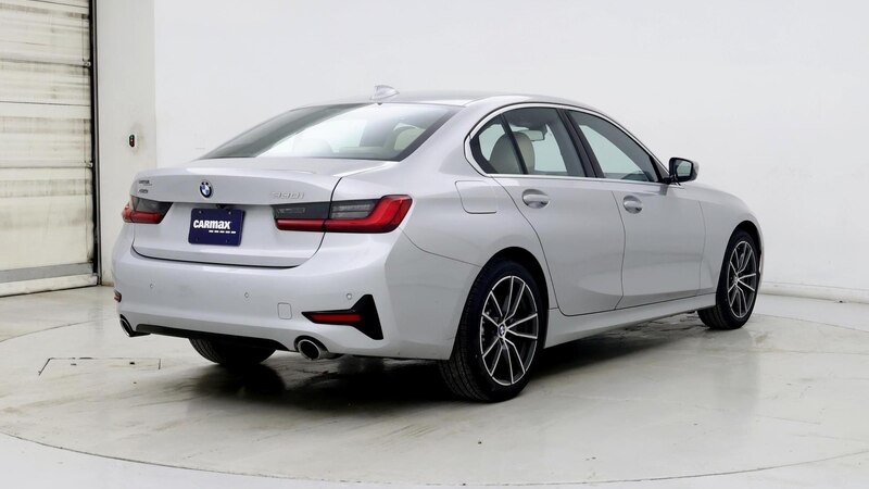 2019 BMW 3 Series 330xi 8