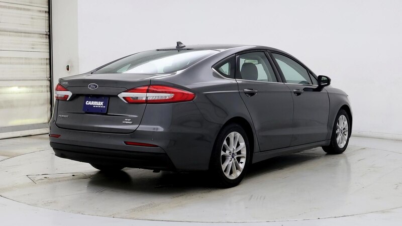 2020 Ford Fusion SE 8