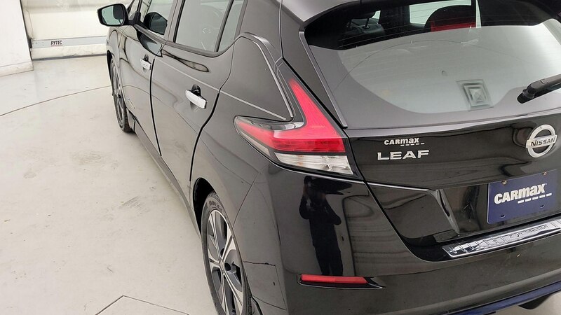 2018 Nissan Leaf SL 7