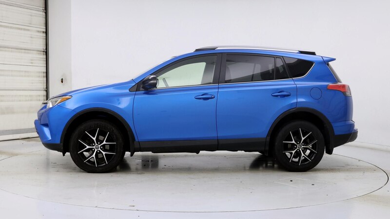 2017 Toyota RAV4 SE 3