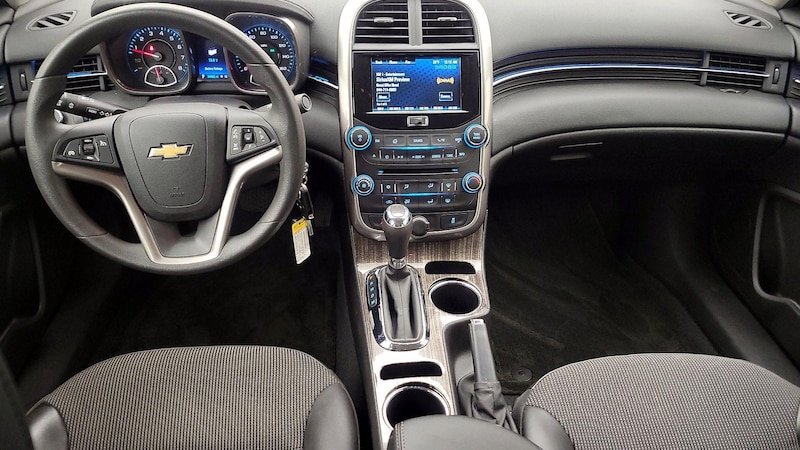 2015 Chevrolet Malibu LT 9