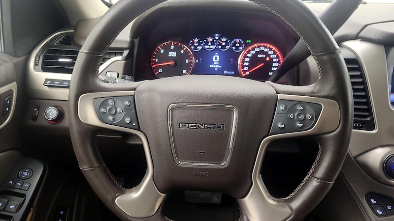 2015 GMC Yukon Denali 10