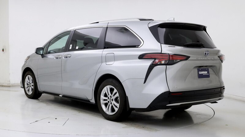 2023 Toyota Sienna Platinum 2