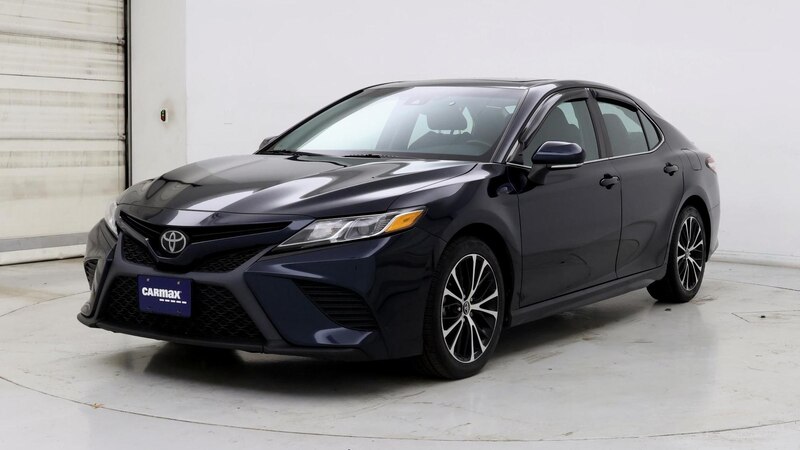 2020 Toyota Camry SE 4