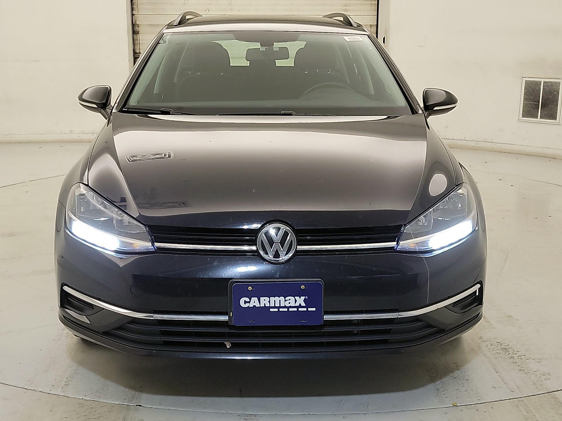 Thumbnail: 2019 Volkswagen Golf - 2