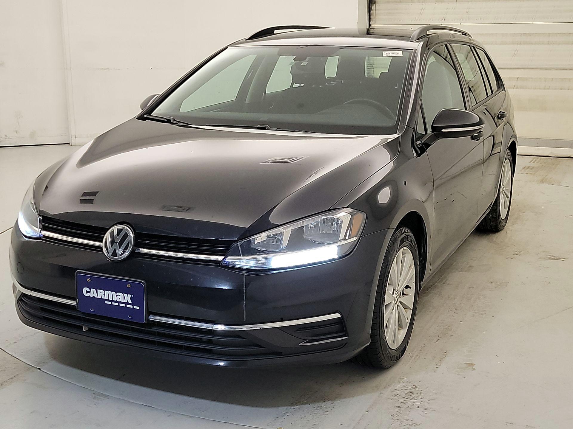 Thumbnail: 2019 Volkswagen Golf - 3