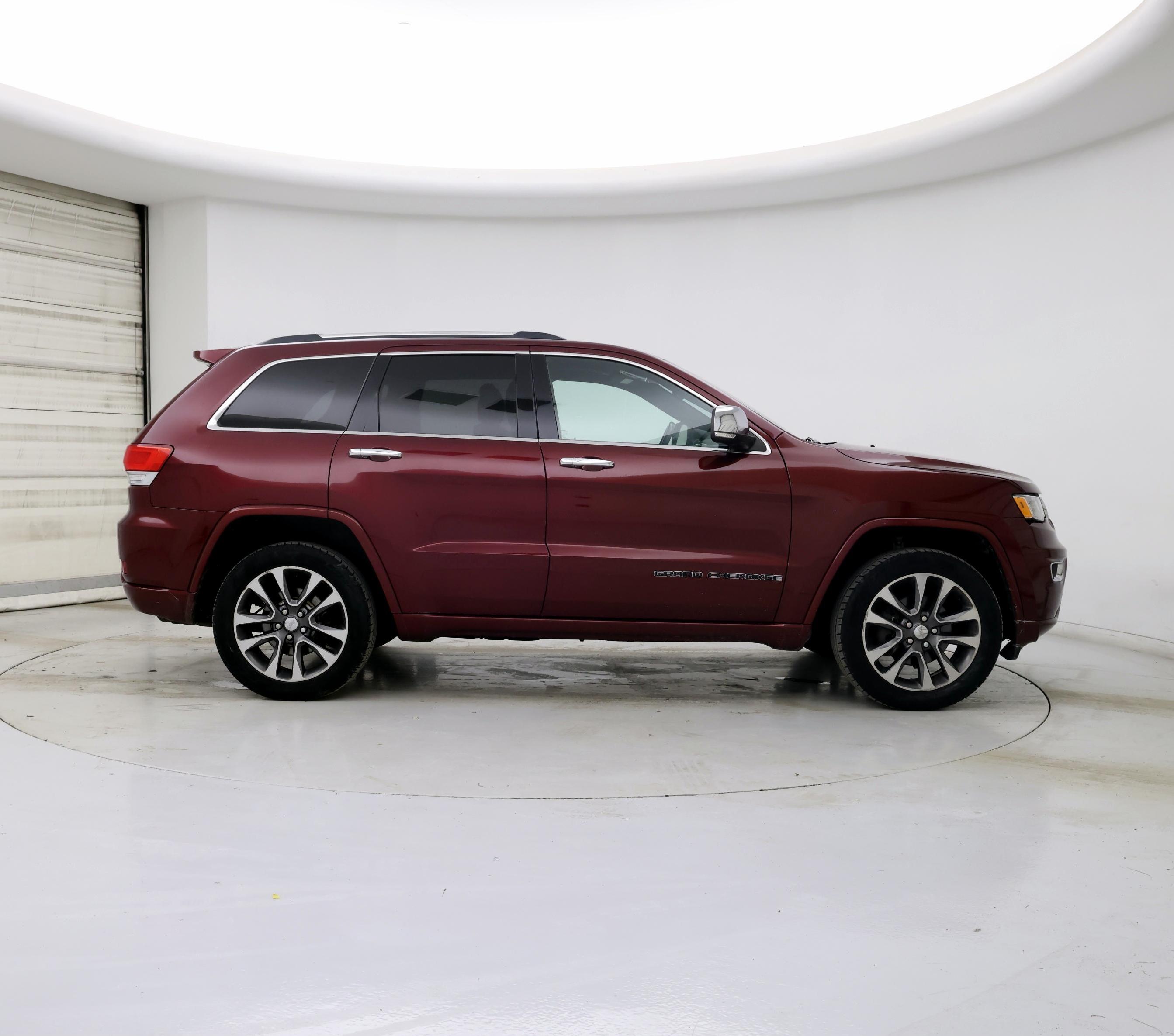 Thumbnail: 2017 Jeep Grand Cherokee - 7