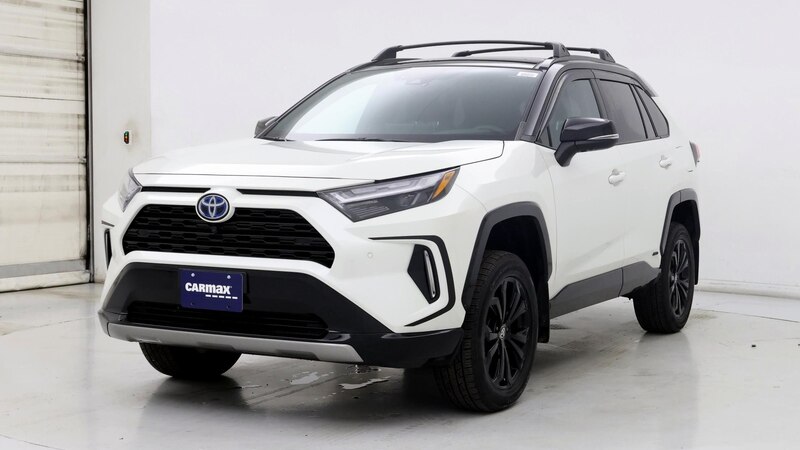 2022 Toyota RAV4 XSE 4