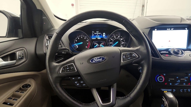 2019 Ford Escape Titanium 10