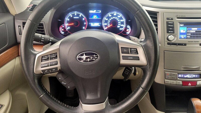 2014 Subaru Outback 2.5i Limited 10