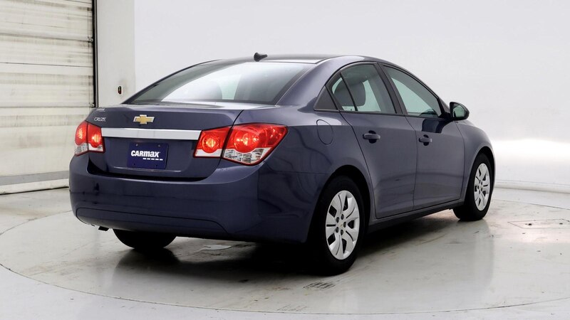 2014 Chevrolet Cruze LS 8