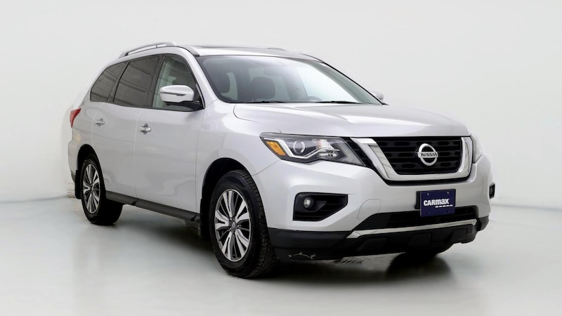 2017 Nissan Pathfinder SL Hero Image