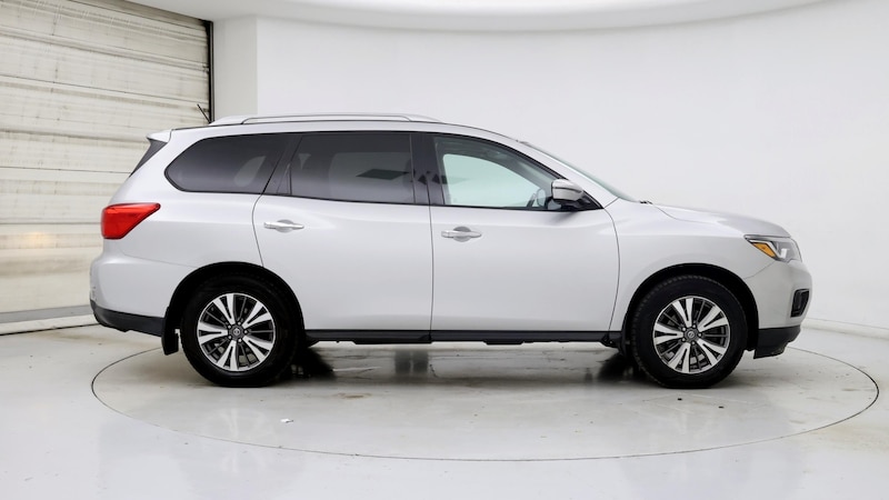 2017 Nissan Pathfinder SL 7