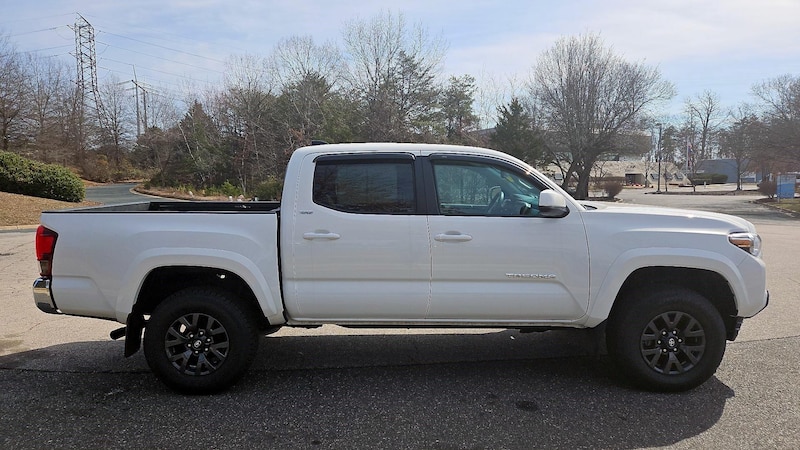 2023 Toyota Tacoma SR5 4