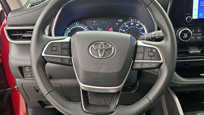 2023 Toyota Highlander XLE 10