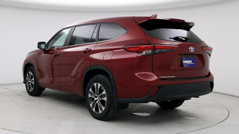 2023 Toyota Highlander XLE 2