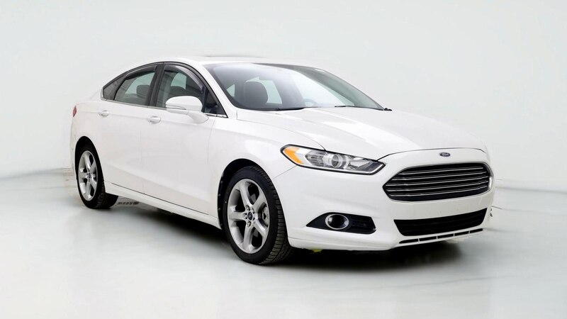 2013 Ford Fusion SE Hero Image