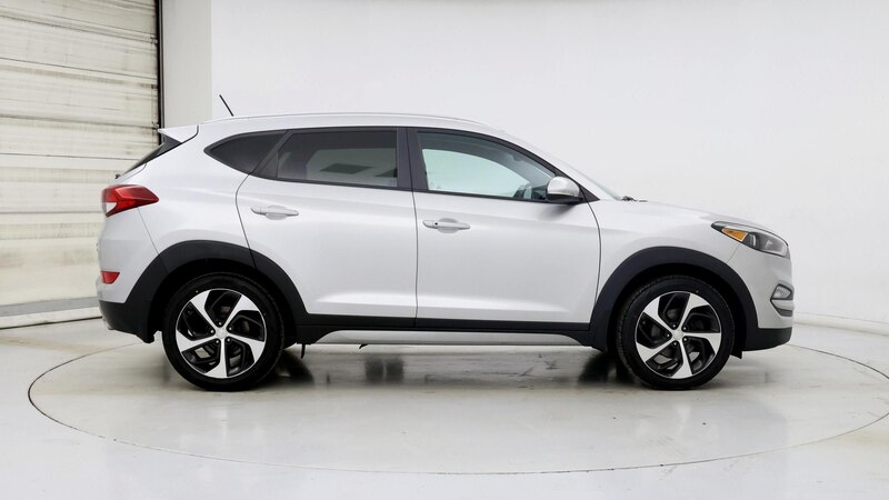 2017 Hyundai Tucson Sport 7