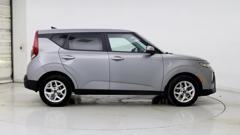 2022 Kia Soul LX 7