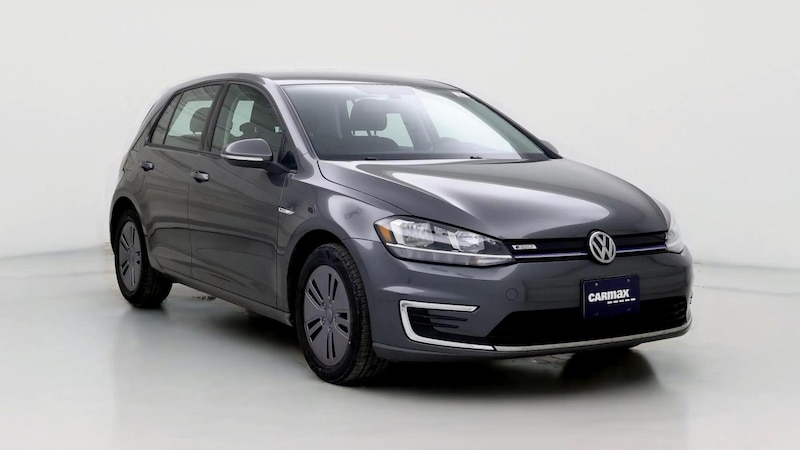 2019 Volkswagen e-Golf SE Hero Image