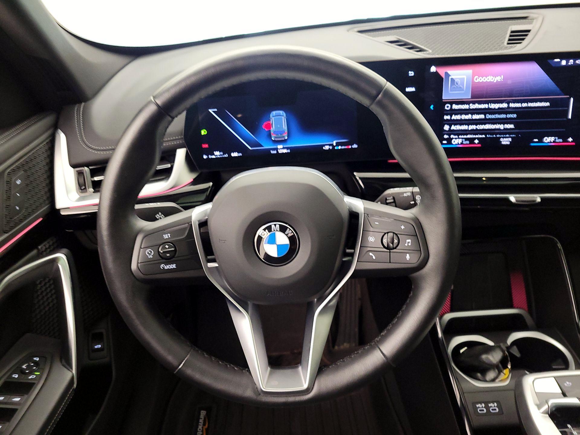 Thumbnail: 2023 BMW X1 - 10