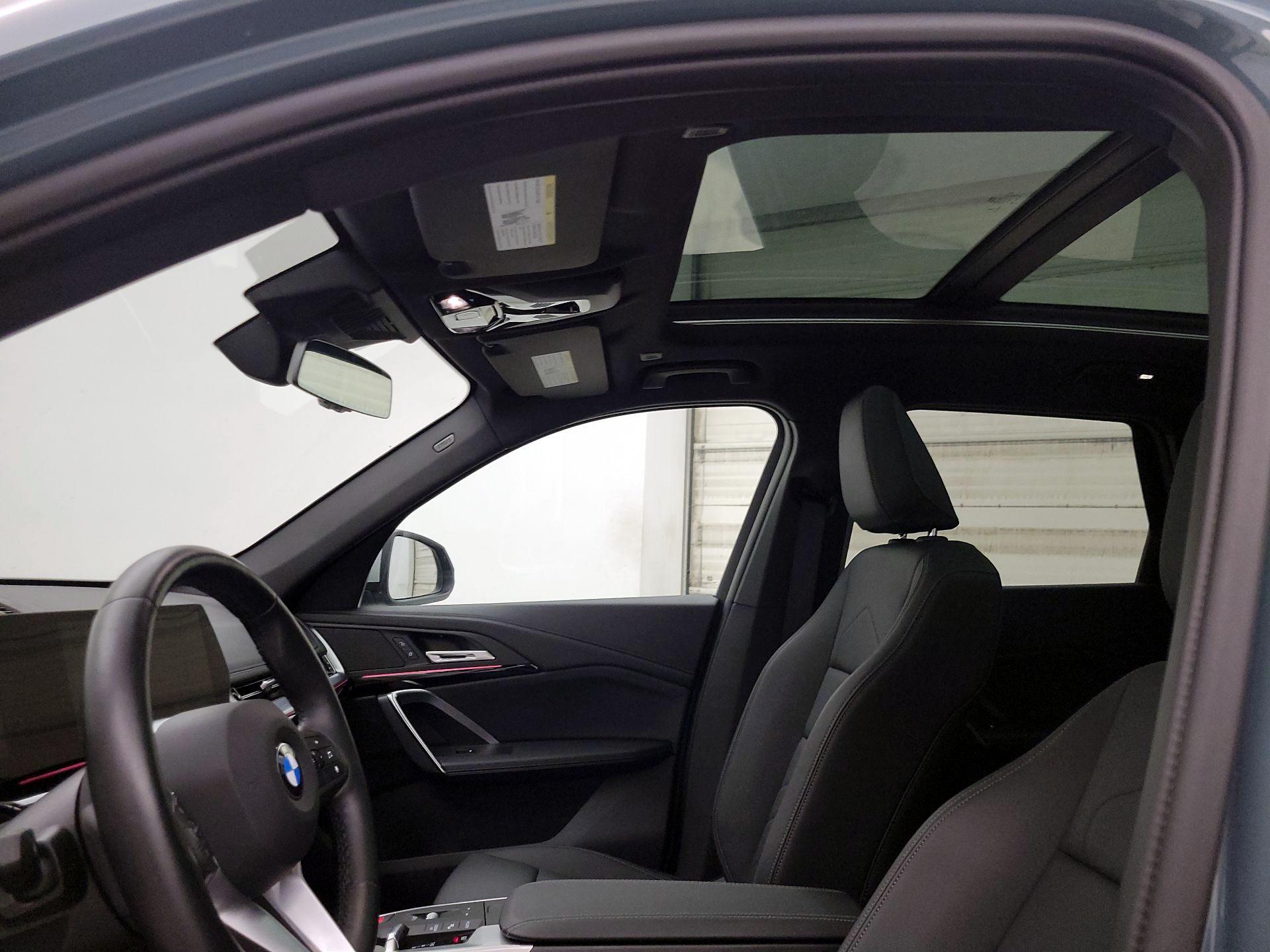 Thumbnail: 2023 BMW X1 - 19