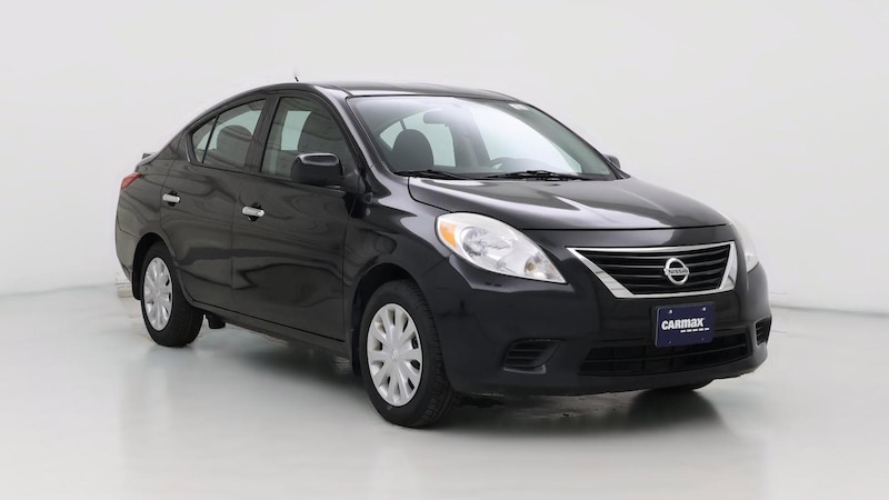 2014 Nissan Versa SV Hero Image