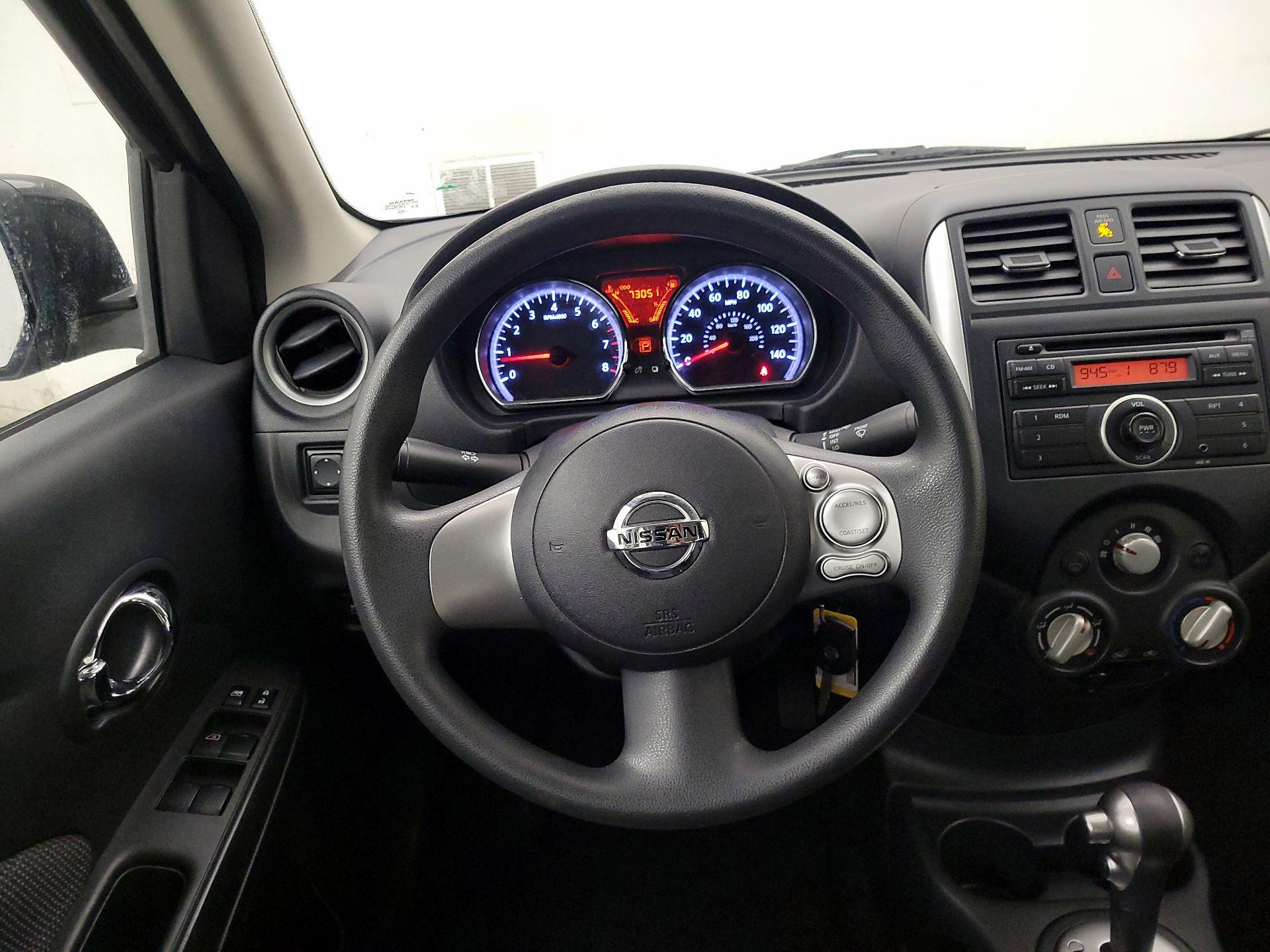 Thumbnail: 2014 Nissan Versa - 10