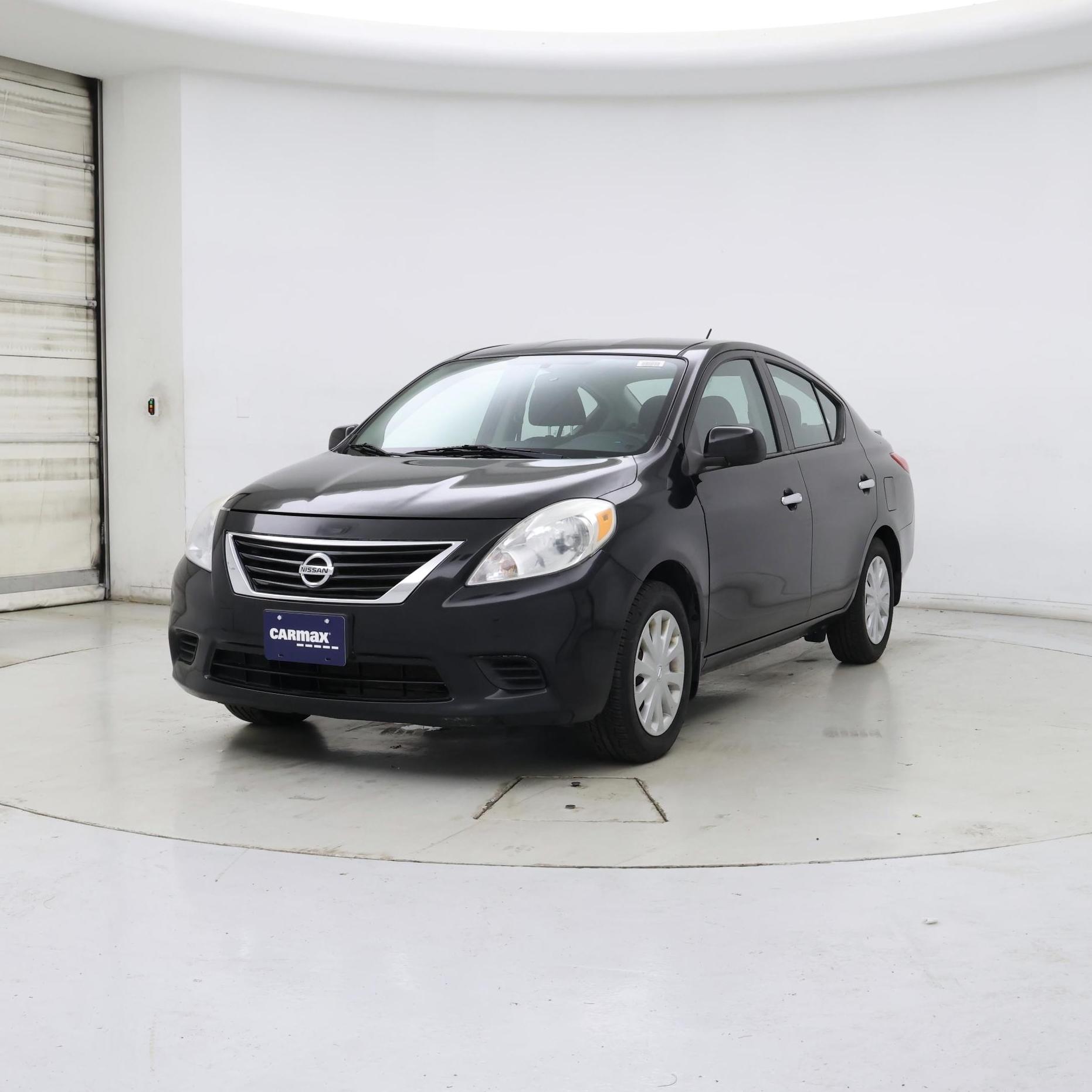 Thumbnail: 2014 Nissan Versa - 4