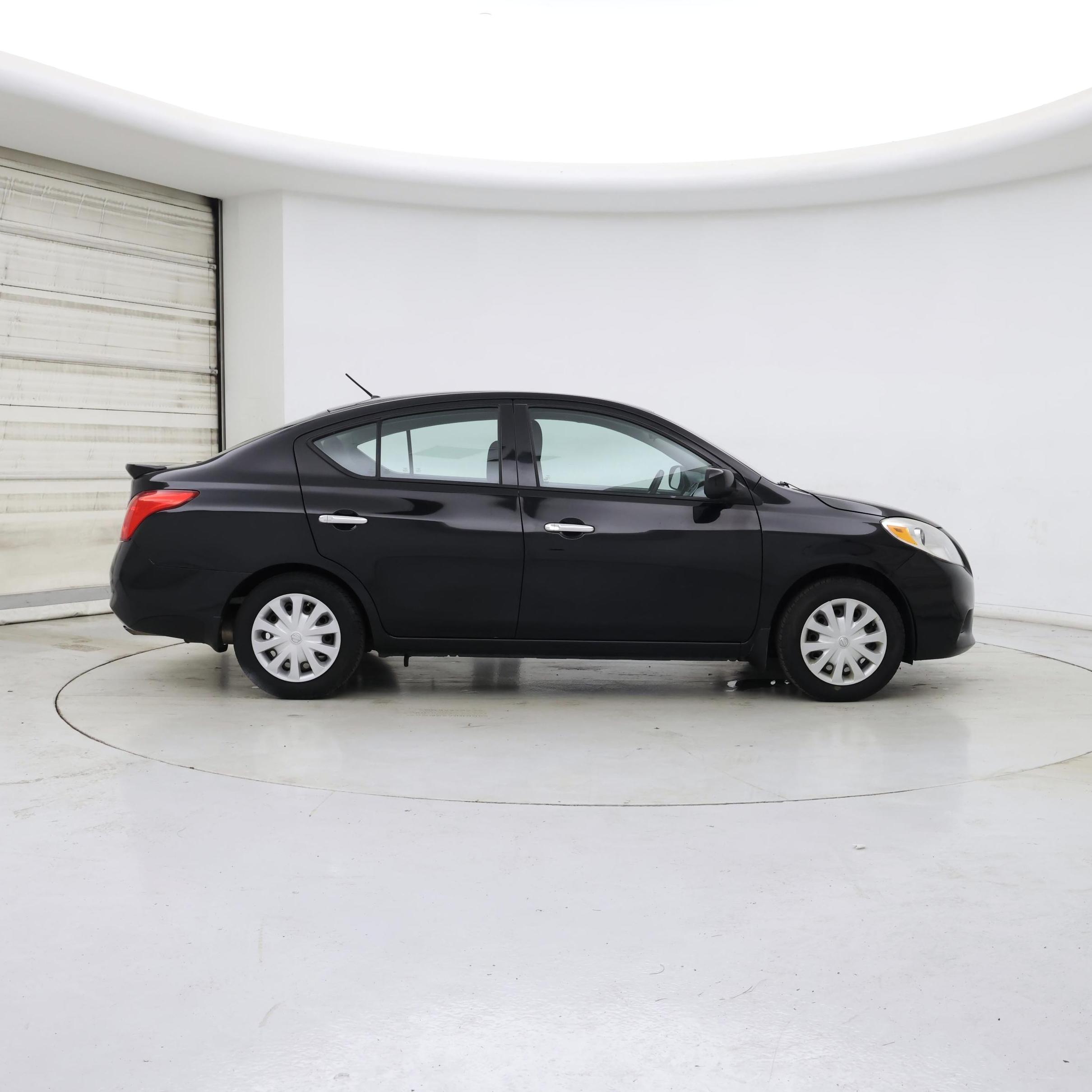 Thumbnail: 2014 Nissan Versa - 7