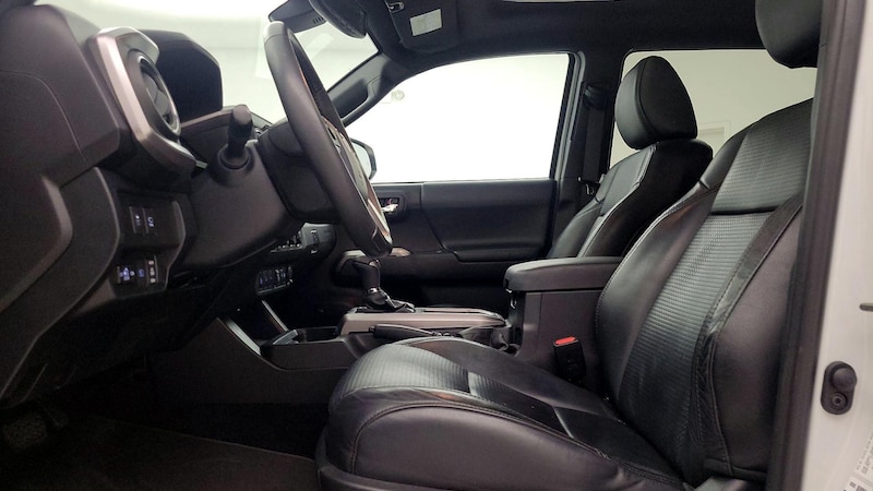 2020 Toyota Tacoma Limited 9