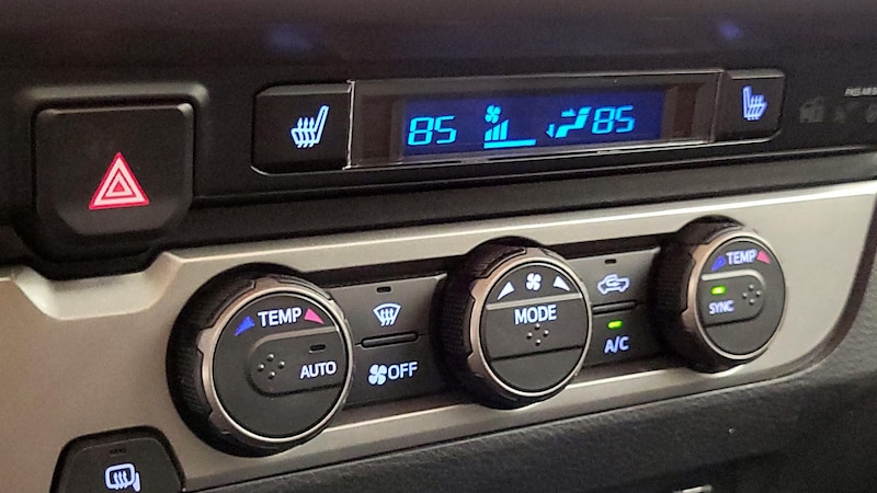 2020 Toyota Tacoma Limited 14