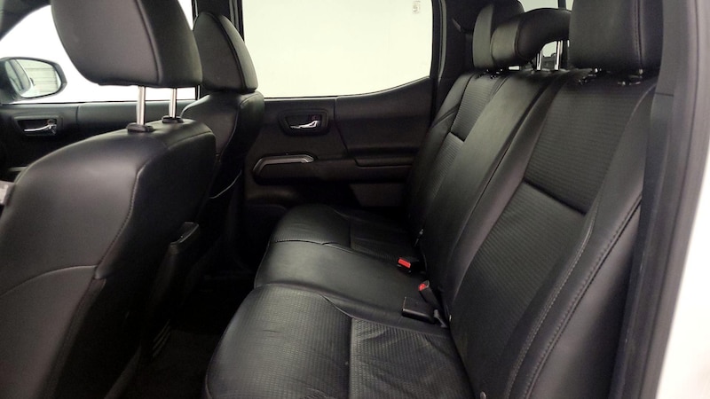 2020 Toyota Tacoma Limited 18
