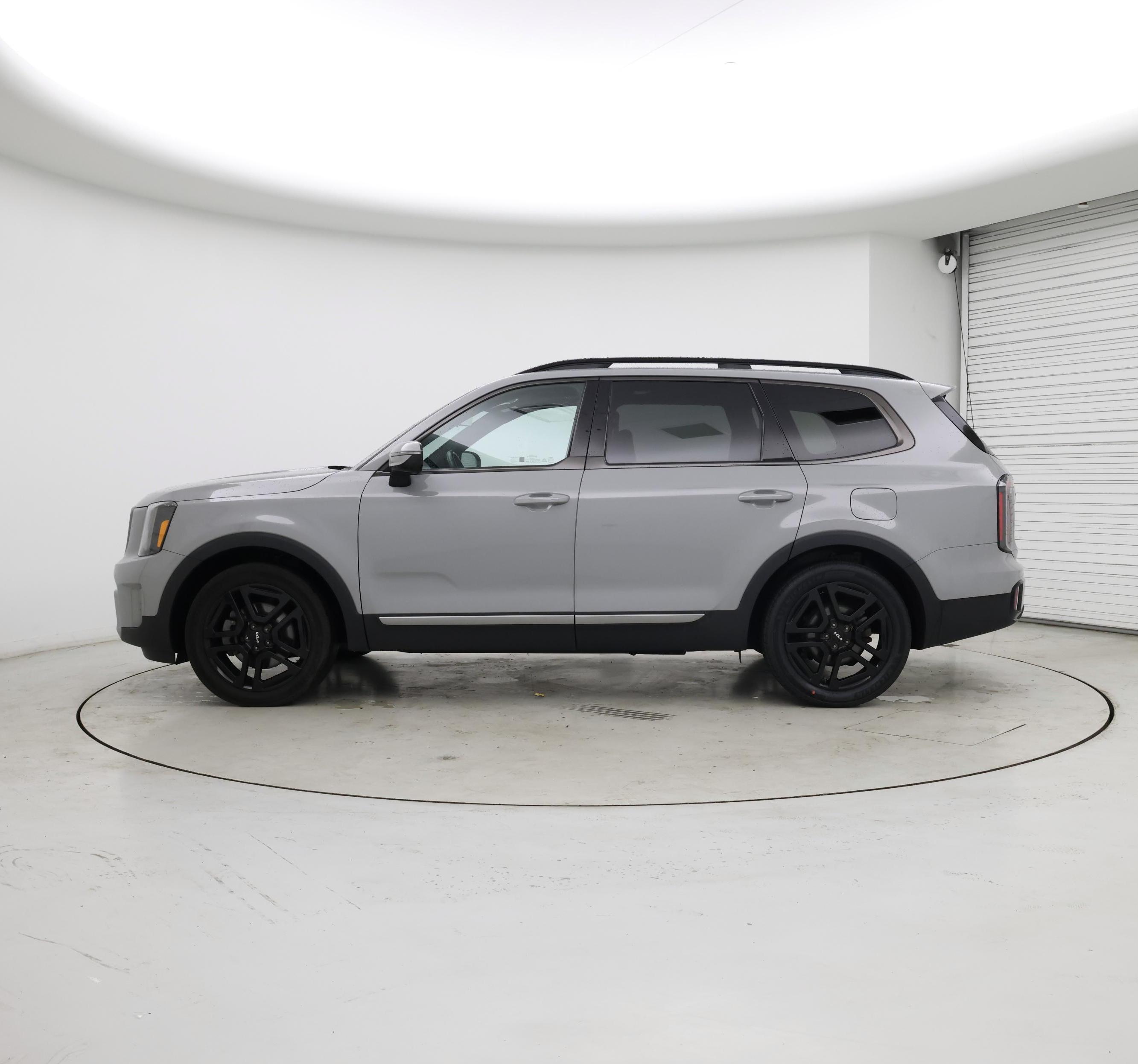 Thumbnail: 2023 Kia Telluride - 3