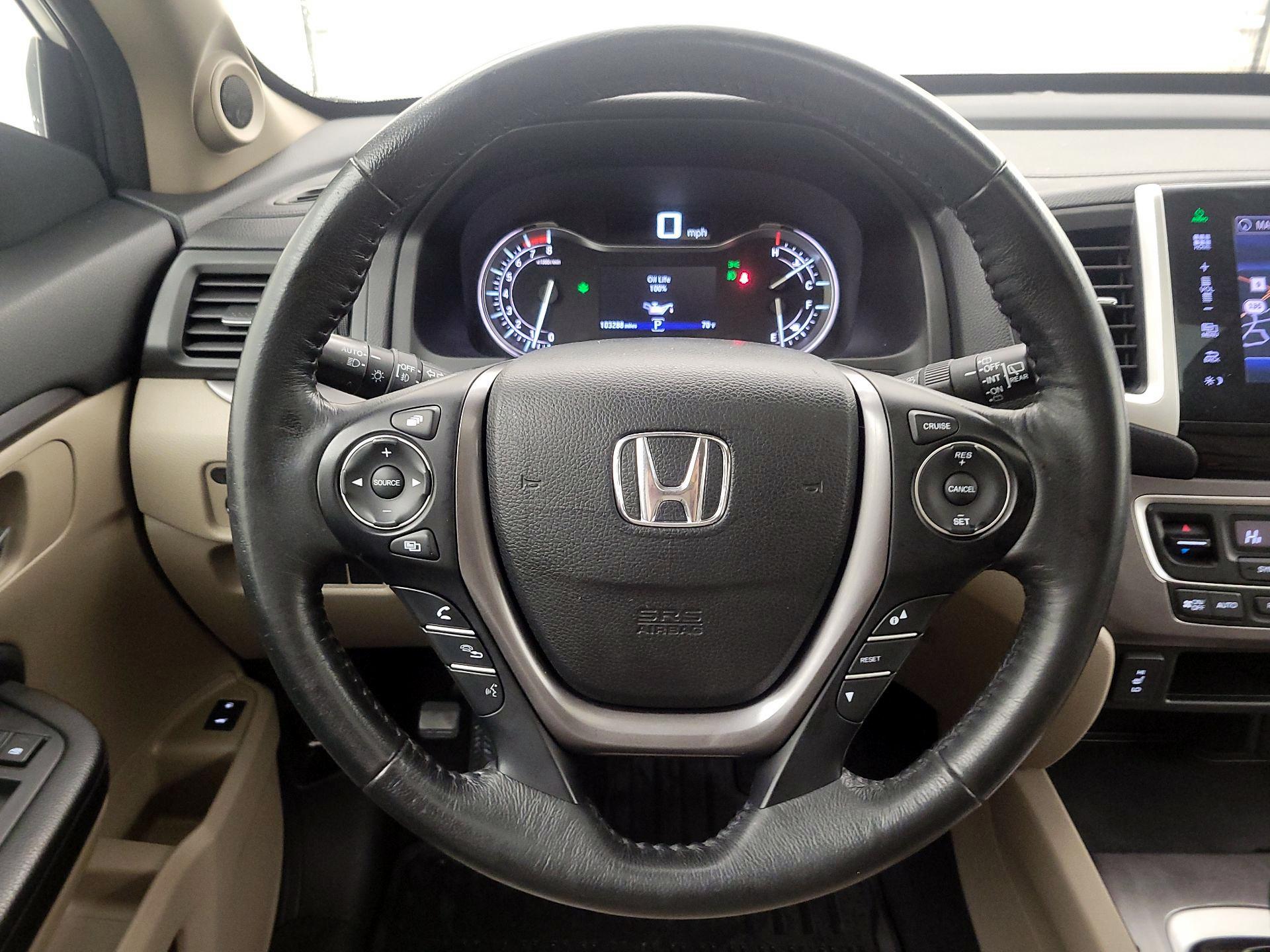 Thumbnail: 2016 Honda Pilot - 10