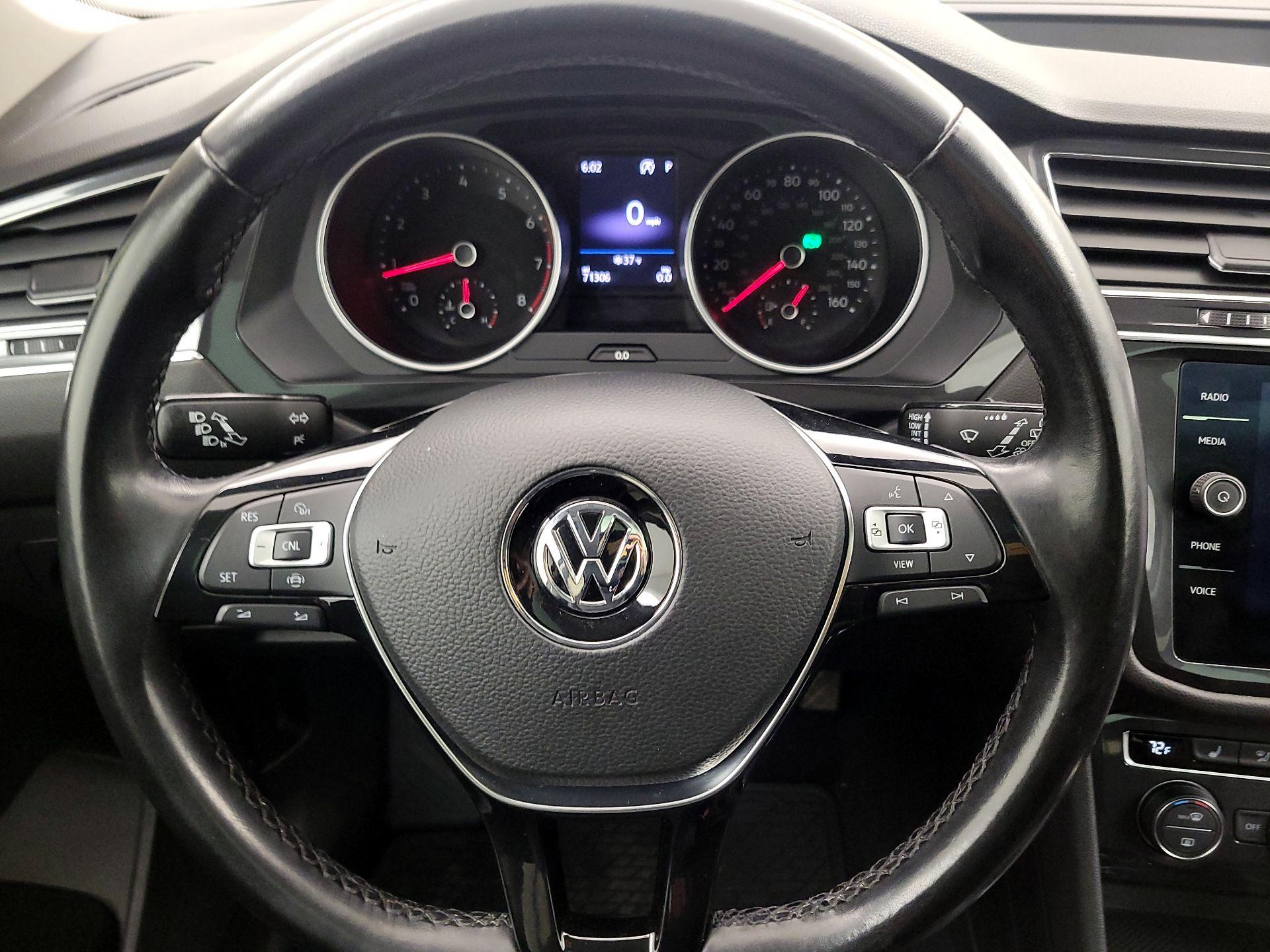 Thumbnail: 2019 Volkswagen Tiguan - 10