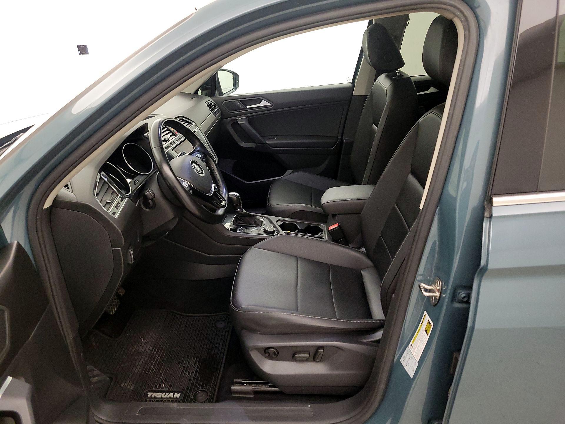 Thumbnail: 2019 Volkswagen Tiguan - 11