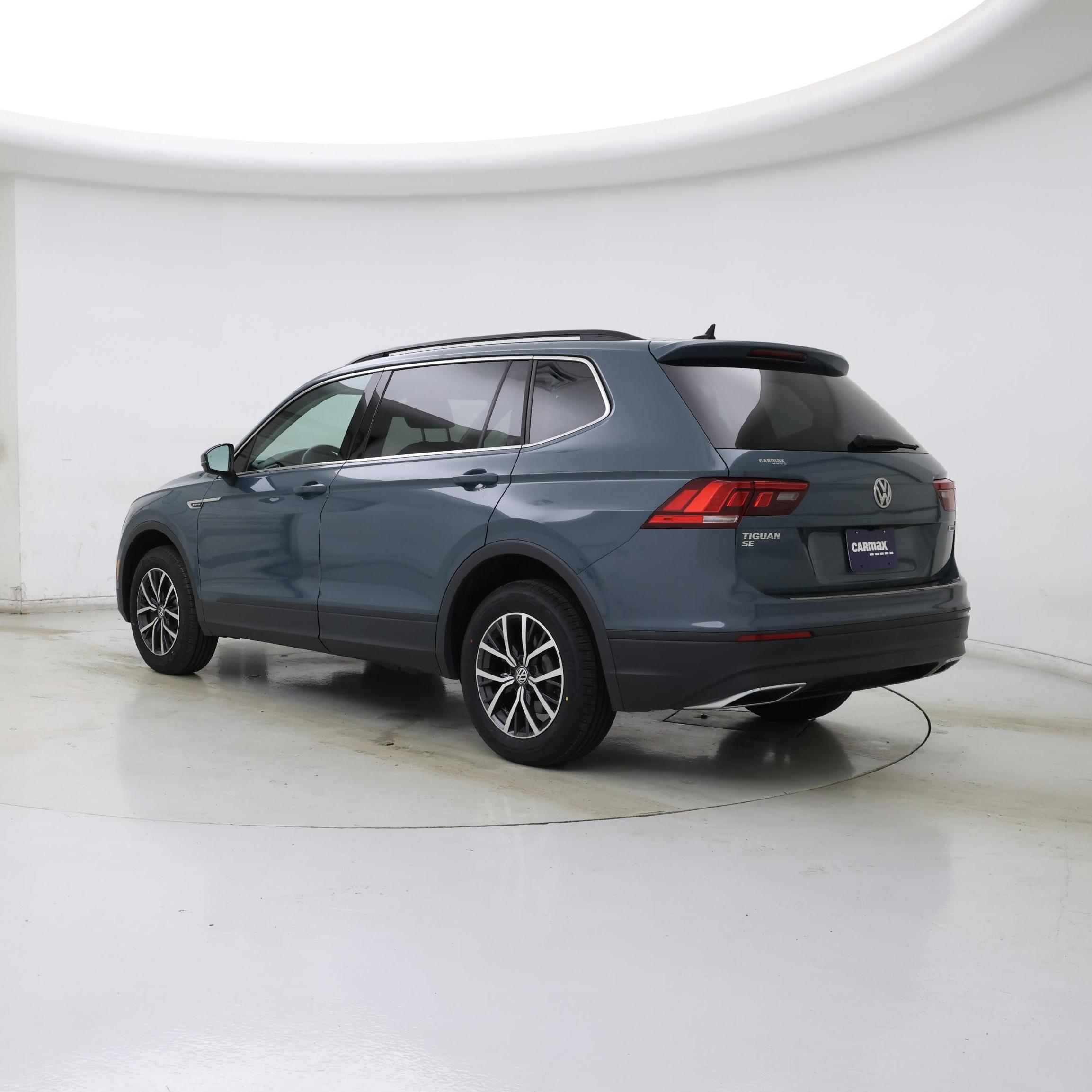 Thumbnail: 2019 Volkswagen Tiguan - 2